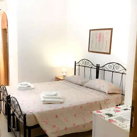 La Saracina Bed & Breakfast *