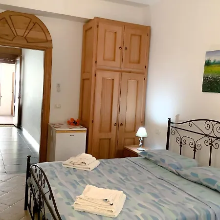 La Saracina Bed & Breakfast *