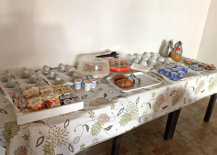 La Saracina Bed & Breakfast